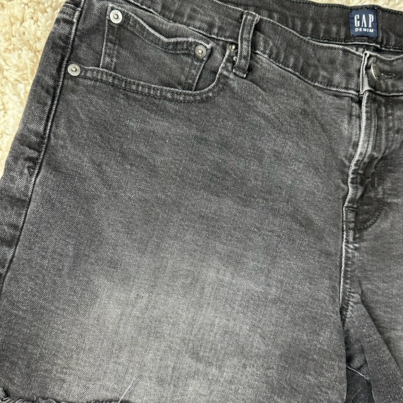 Gap Black Denim Shorts - Picture 2 of 8
